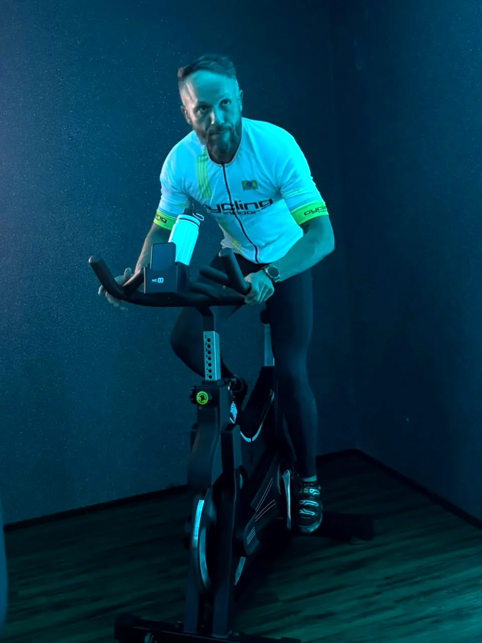 Arnaldo Suriano na bike, aula ao vivo